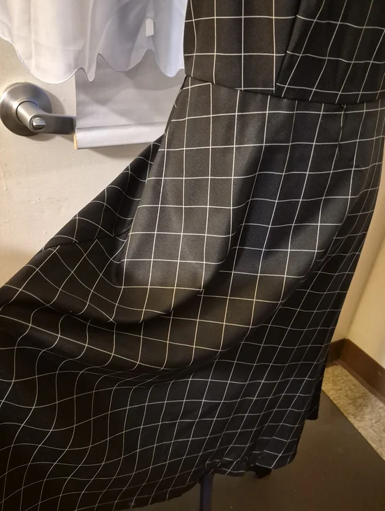 Elle Windowpane Plaid Fit & Flare Sleeveless Dress w/Pleated Neckline NWTS - Picture 6 of 8